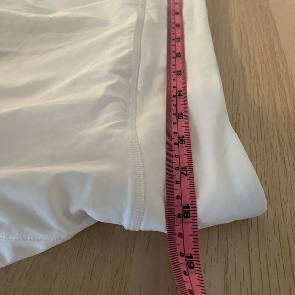 - Lululemon Play Off the Pleats Skirt - Picture 5 of 16